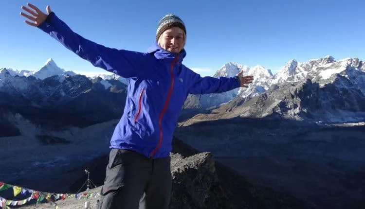 Everest Base Camp - Three High Passes 6