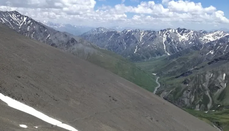 Tusheti to Khevsureti via Atsunta Pass trek 8