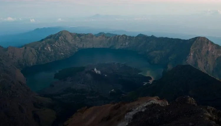 Rinjani Summit Trek 8