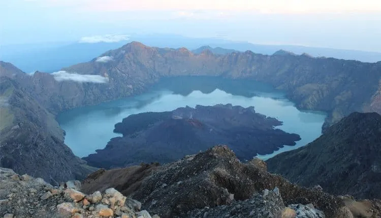 Rinjani Summit Trek 1