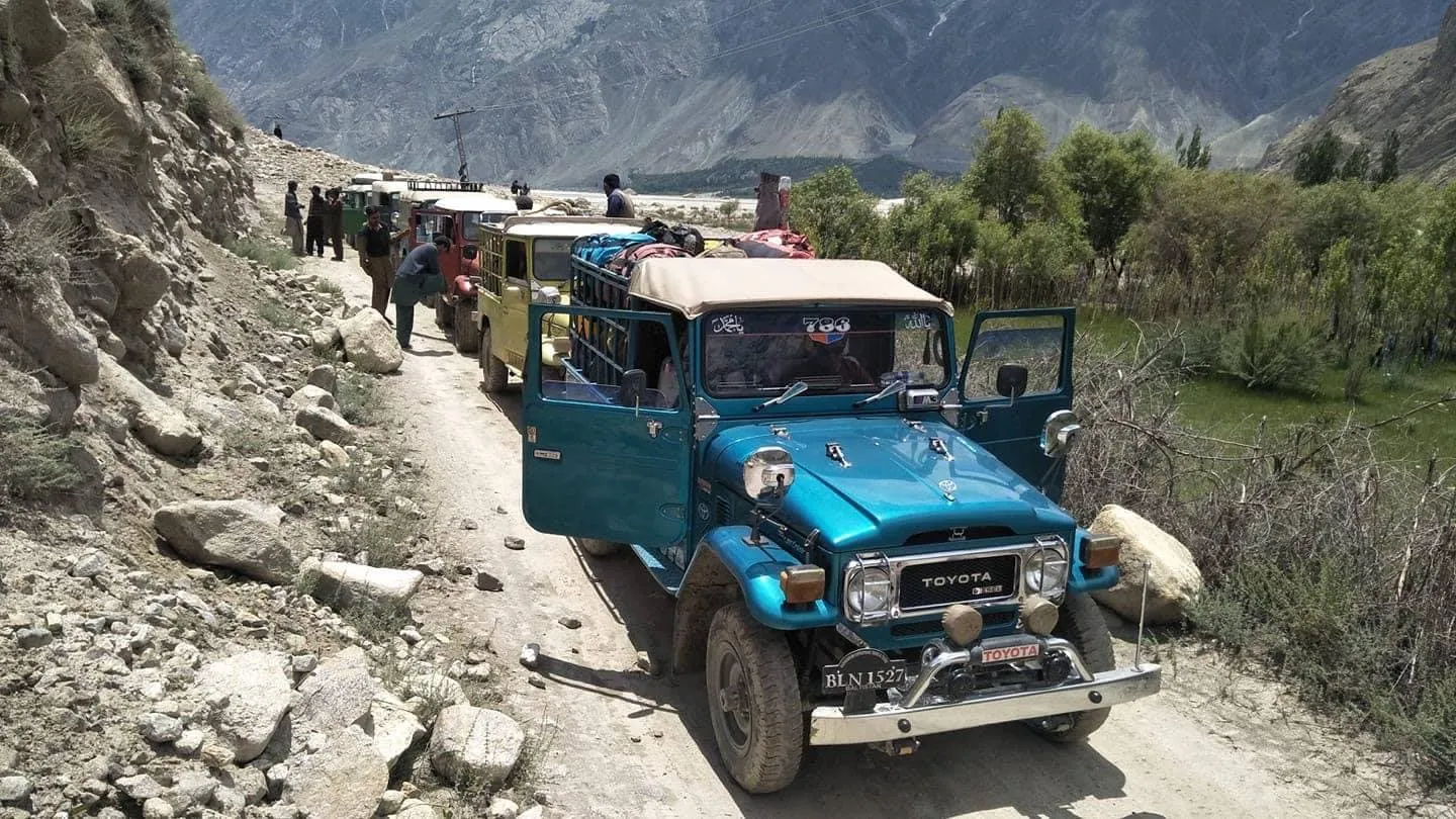 Campamento base del K2 (21 días) 1