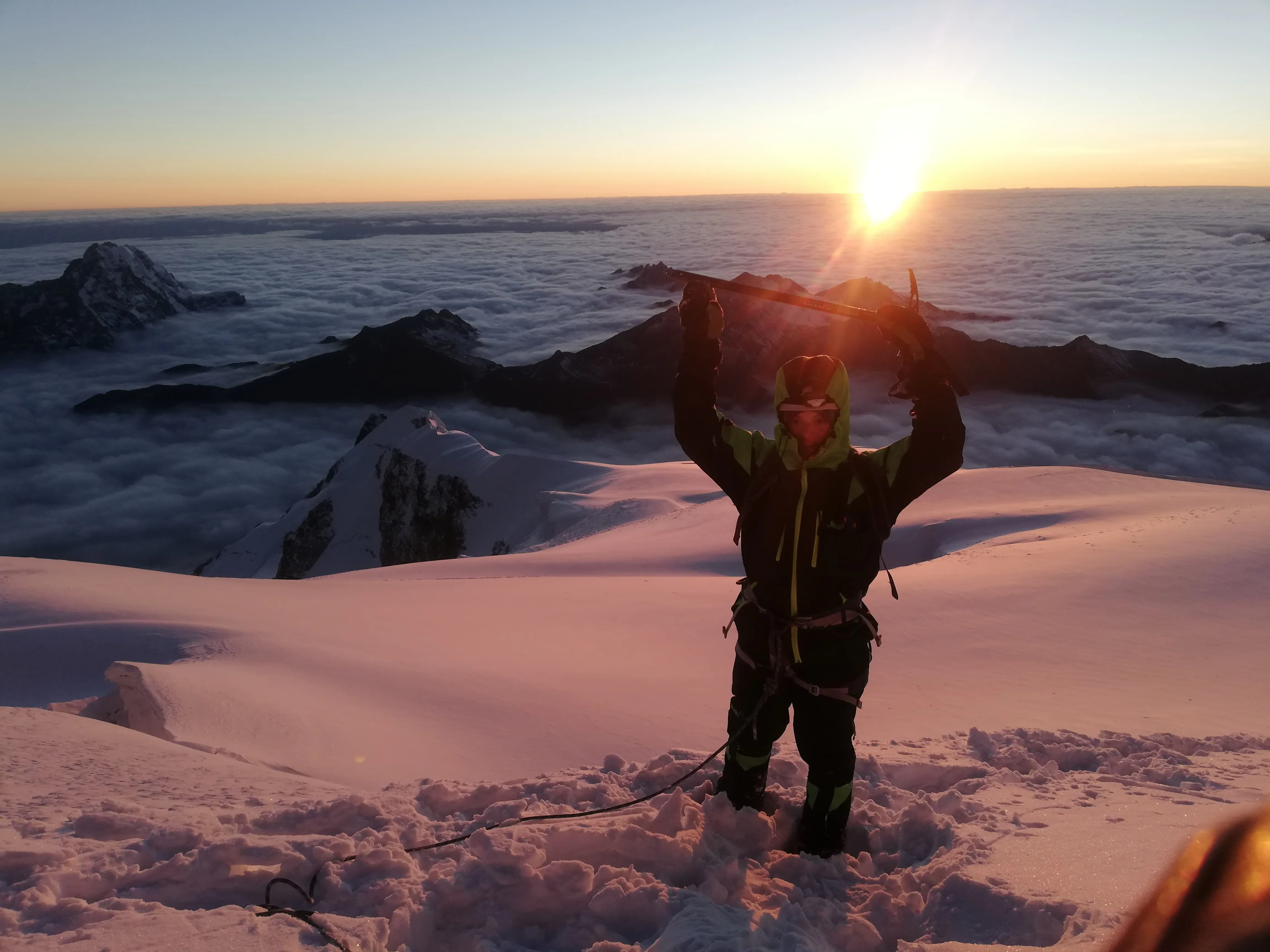 Summit climb Huayna Potosi 8