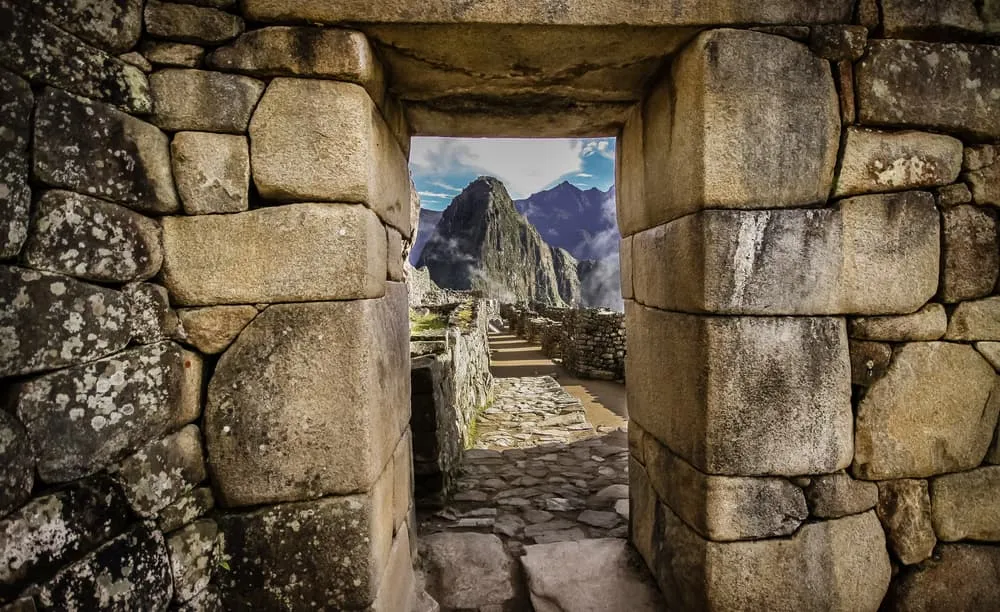 Machu Picchu Hike - Tours, Weather, Holidays and Machu Pichu Mountain