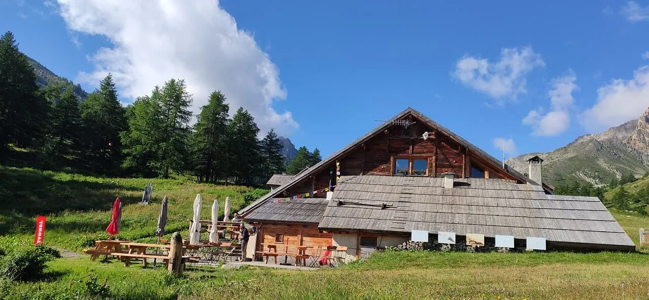 The Vallée de la Clarée Family - Including accommodation before and after 5
