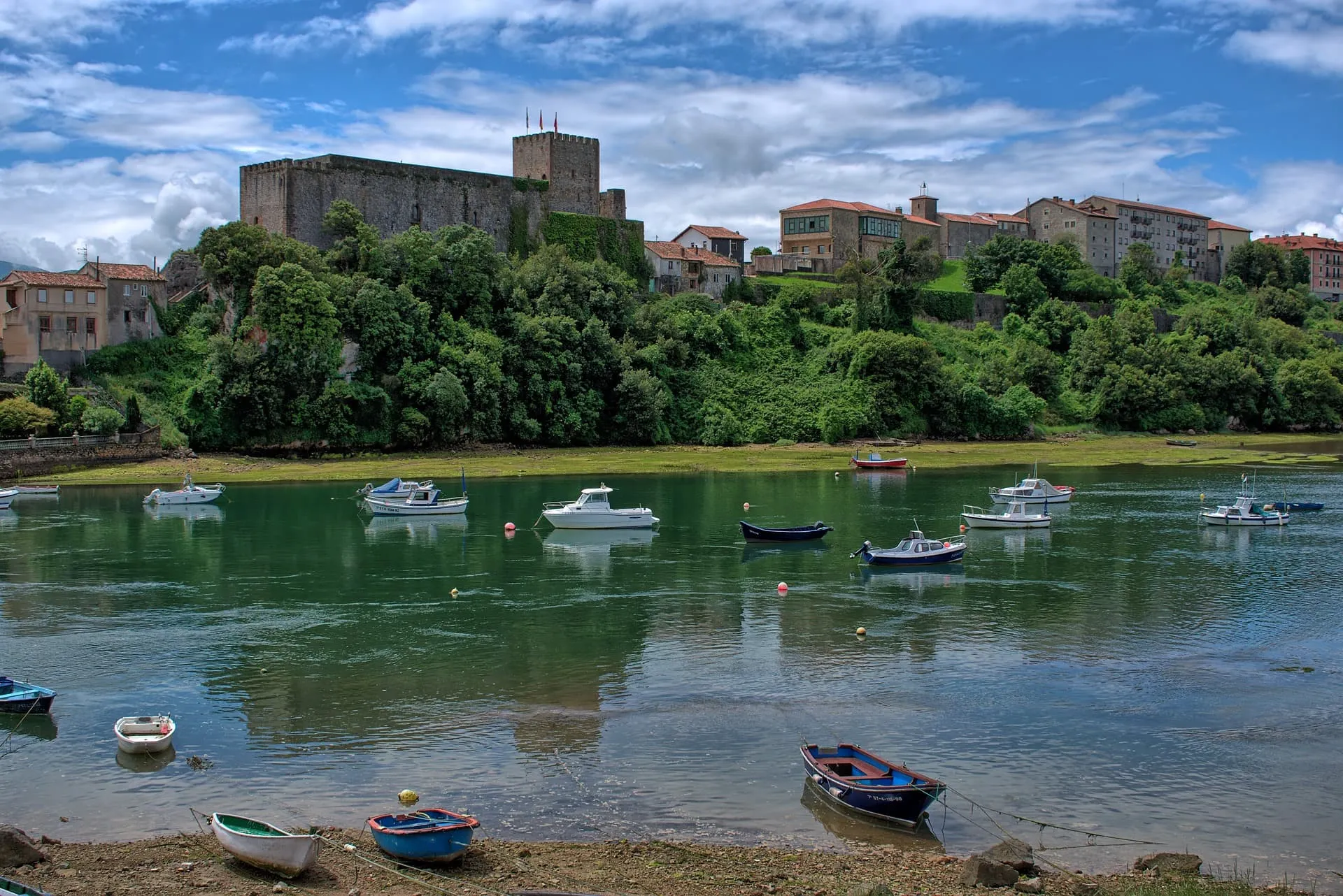 Where Do I Stay During the Camino del Norte?