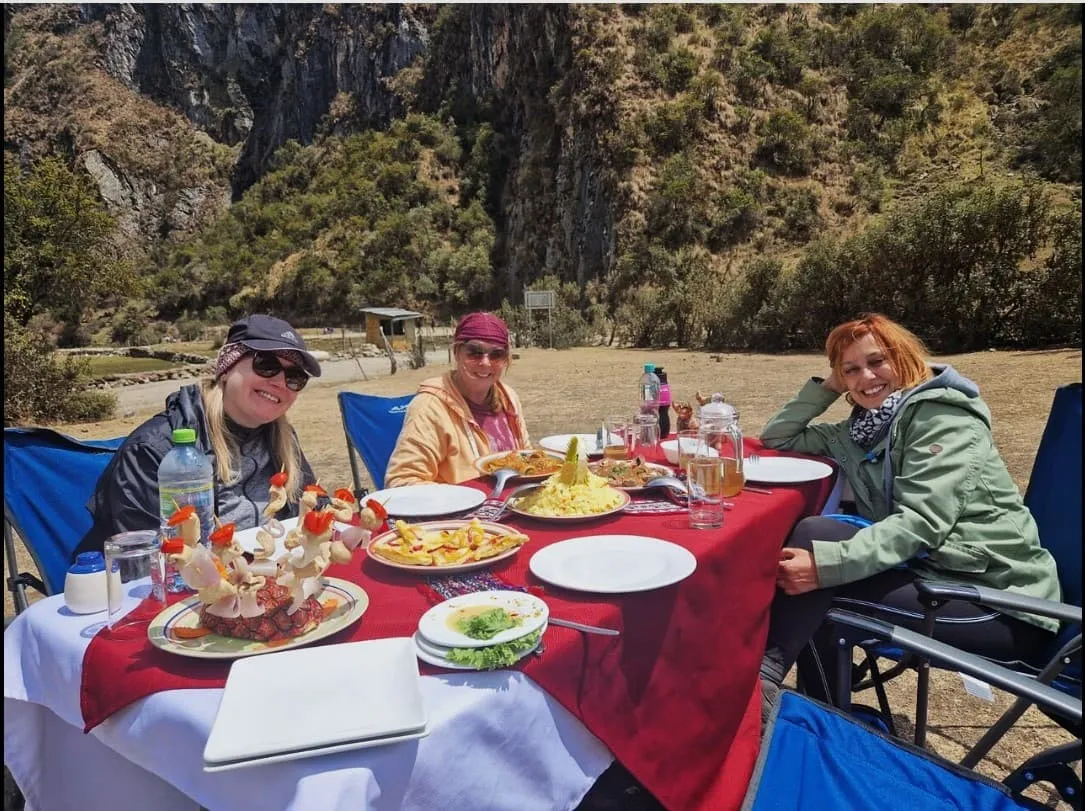Excursion d'une journée à Rainbow Mountain et Red Valley 7