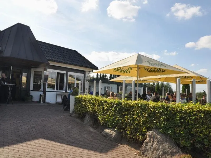 Gasthof Zur Hahnenquelle (Rhein-Weser-Turm)