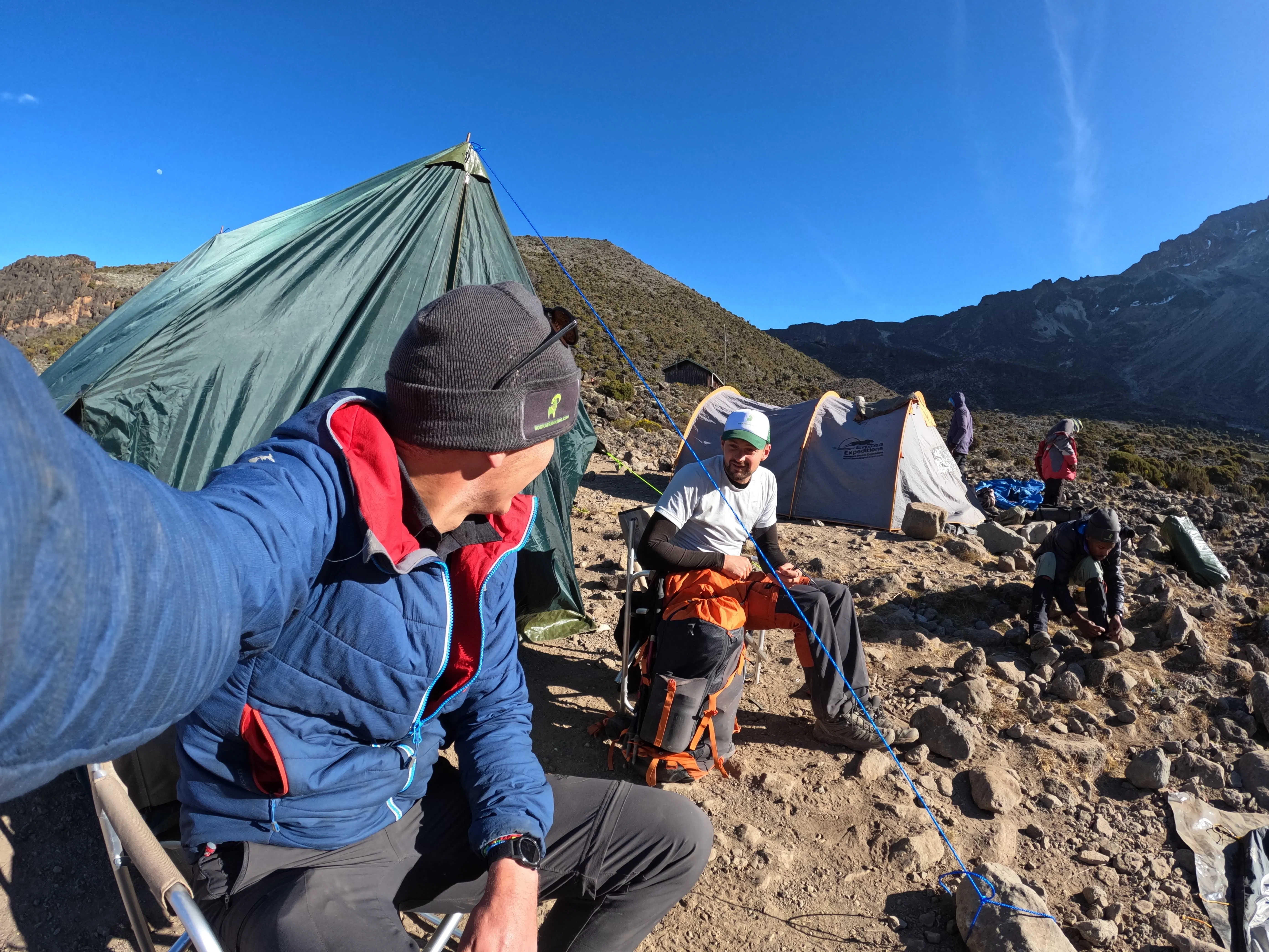 ¿Cuál es la forma más barata de escalar el Kilimanjaro?
