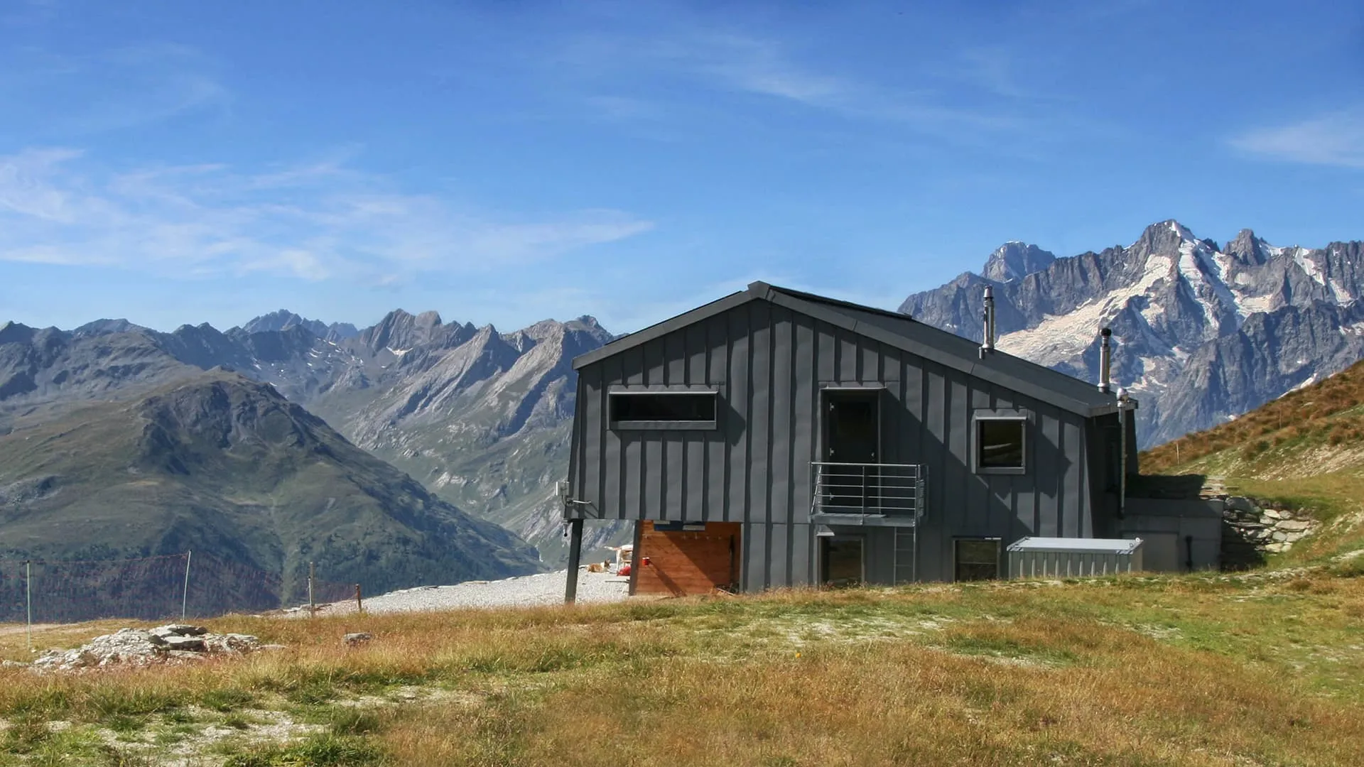 Cabane du Col de Mille