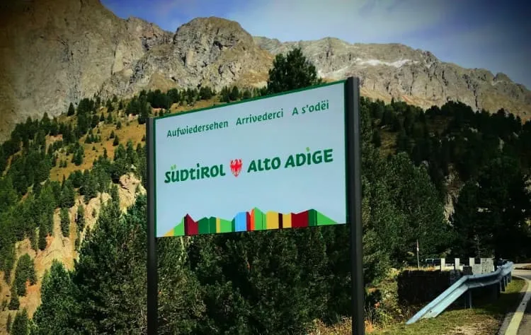 När är den bästa tiden att besöka Lago di Braies?