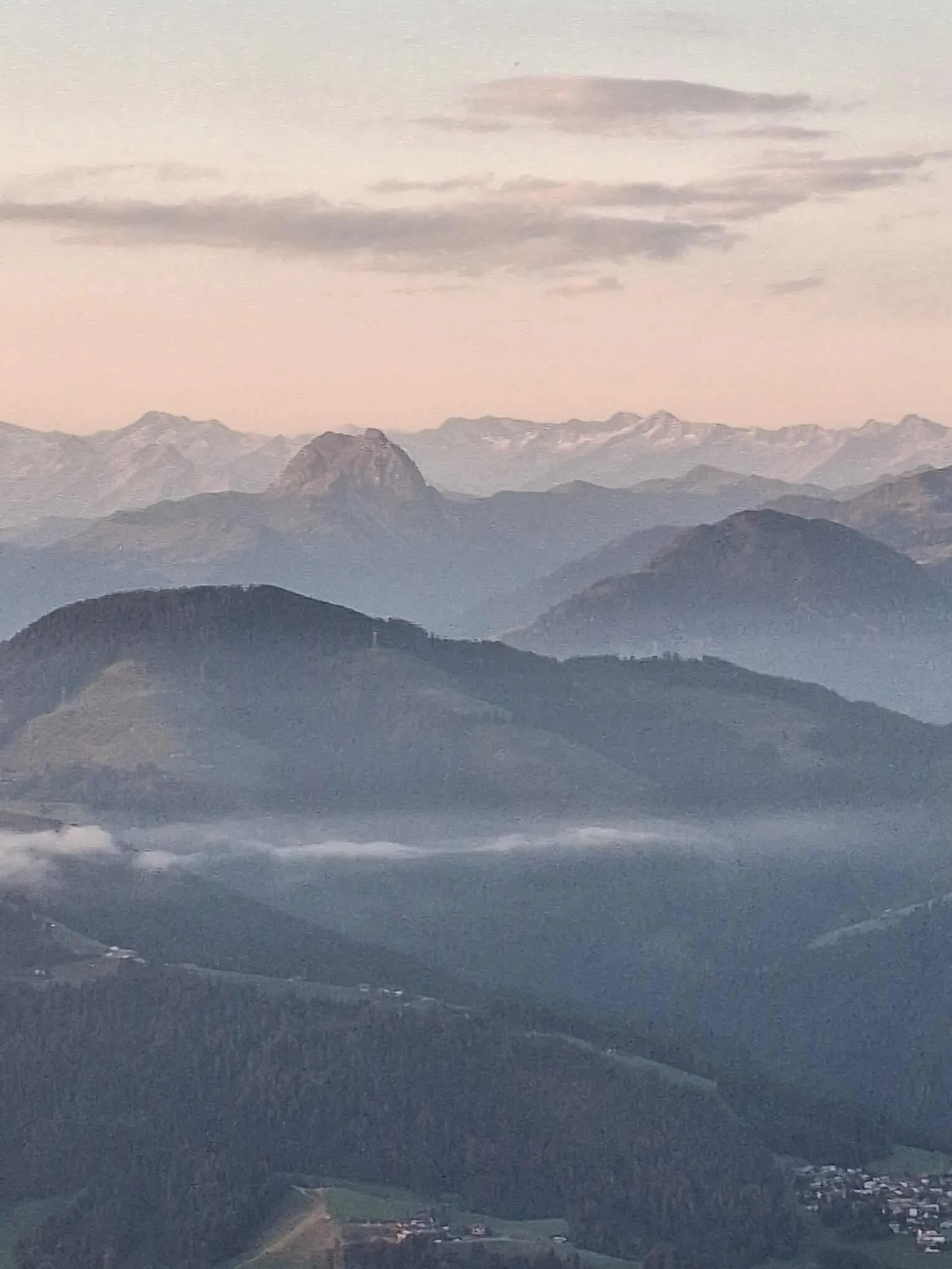Kaiser's Little Crown with hotel before and after 12